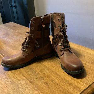 Sorel leather dressier boots